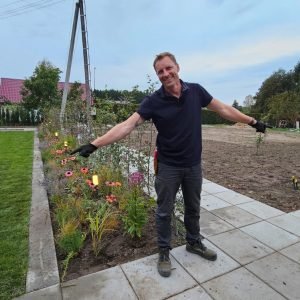 Trumpai ir aiškiai: ekspertai pataria, ko reikia norint užauginti gražią veją